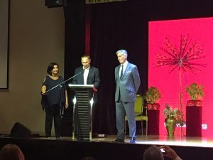 Discours inaugural de Jean-François Piat, en compagnie de la Présidente de l'IFLA Glòria Pérez-Salmerón et du Secrétaire Général, Gerald Leitner