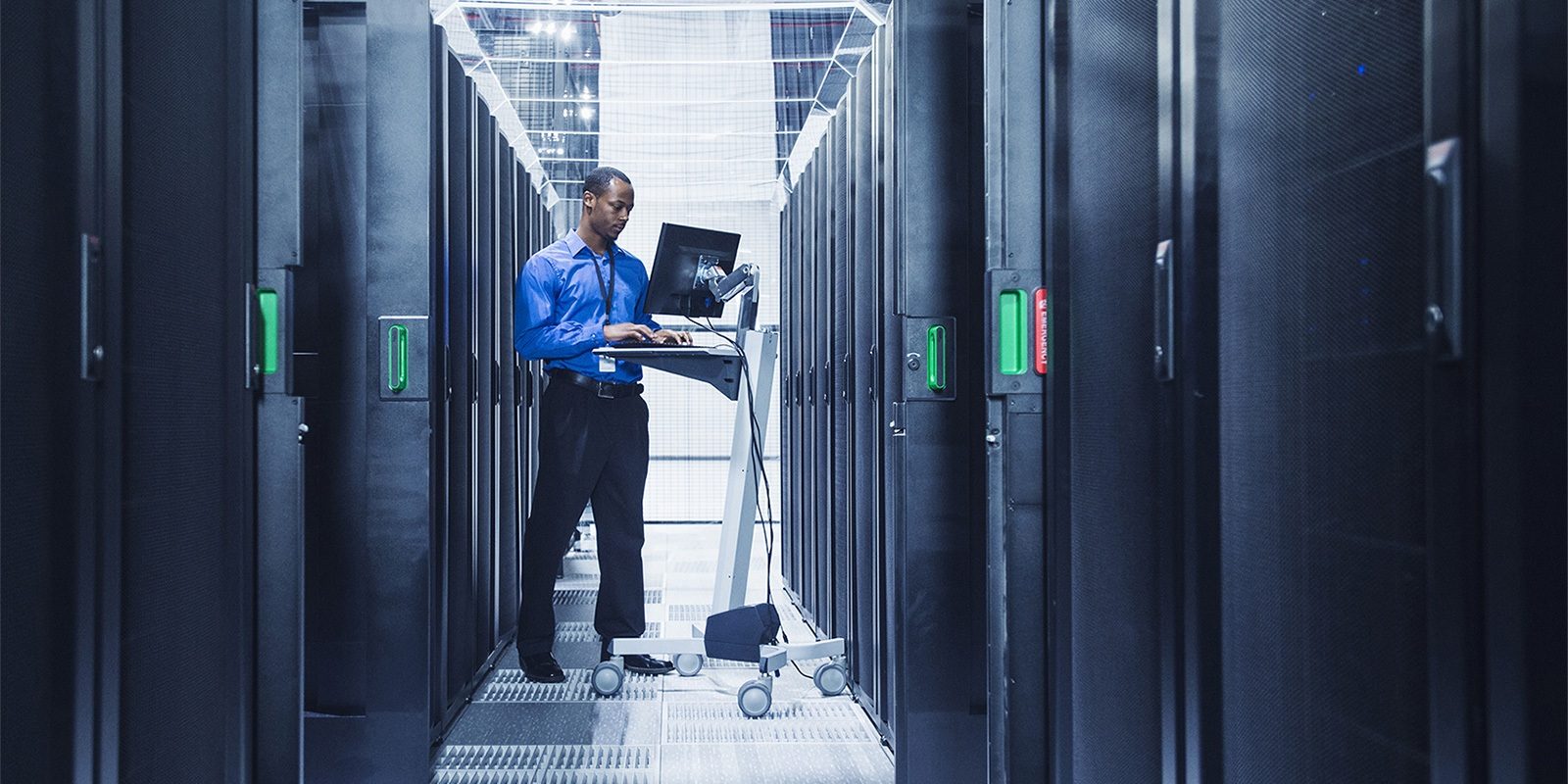 Infor Database Server Infor CloudSuites built on AWS | Cloud software brochure | Infor